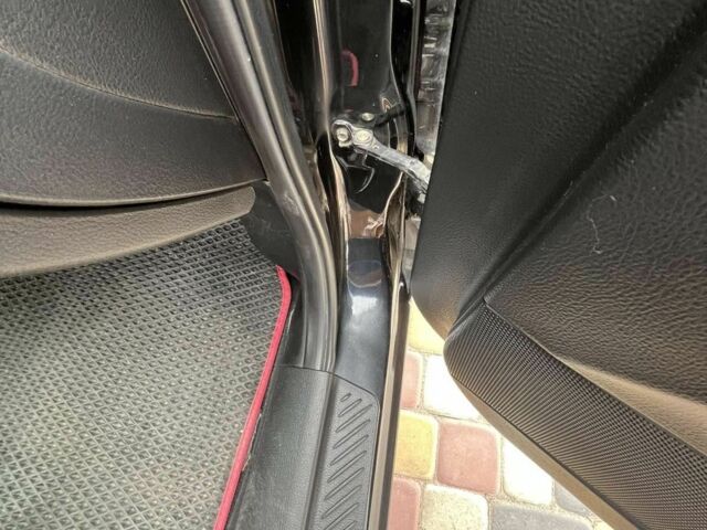 Мазда 6 2005 у Новом Буге на Automoto.ua Чорний Мазда 6, об'ємом двигуна 2 л та пробігом 307 тис. км за 6000 $, фото 7 на Automoto.ua