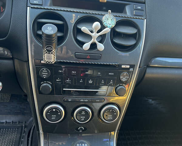 Черный Мазда 6, объемом двигателя 2 л и пробегом 220 тыс. км за 4900 $, фото 15 на Automoto.ua