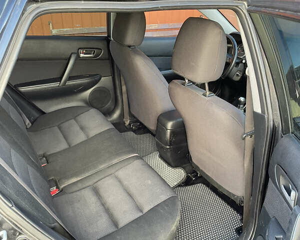 Черный Мазда 6, объемом двигателя 2 л и пробегом 271 тыс. км за 4900 $, фото 8 на Automoto.ua