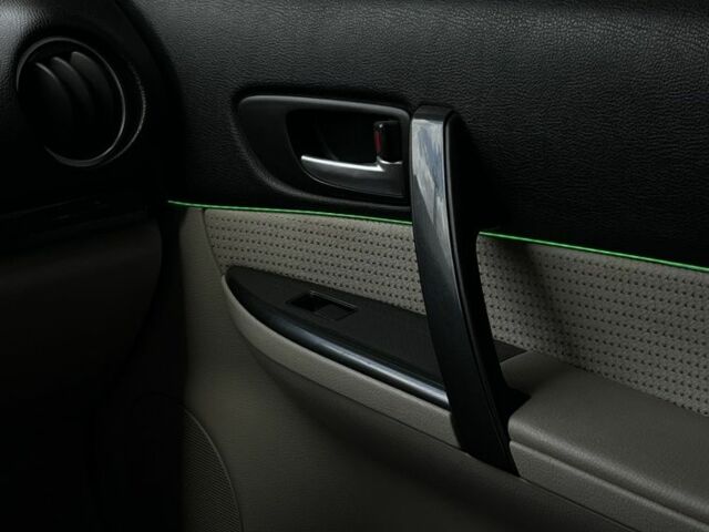 Черный Мазда 6, объемом двигателя 1.8 л и пробегом 303 тыс. км за 4900 $, фото 14 на Automoto.ua