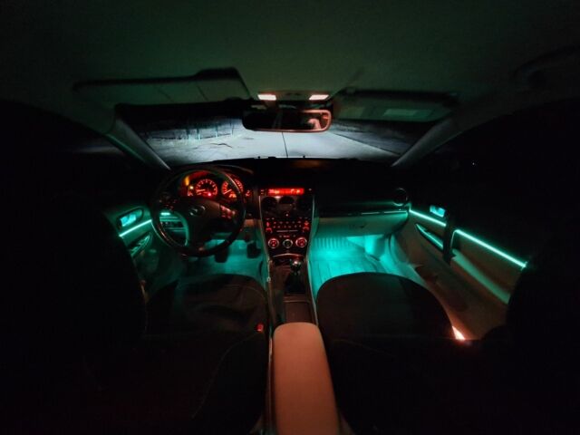 Черный Мазда 6, объемом двигателя 1.8 л и пробегом 303 тыс. км за 4900 $, фото 11 на Automoto.ua