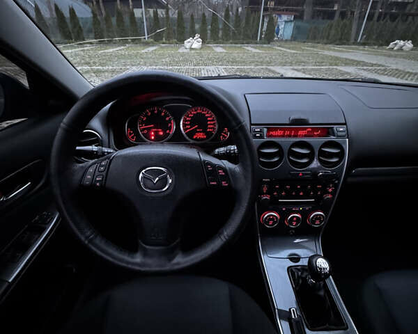 Черный Мазда 6, объемом двигателя 2 л и пробегом 140 тыс. км за 5200 $, фото 10 на Automoto.ua
