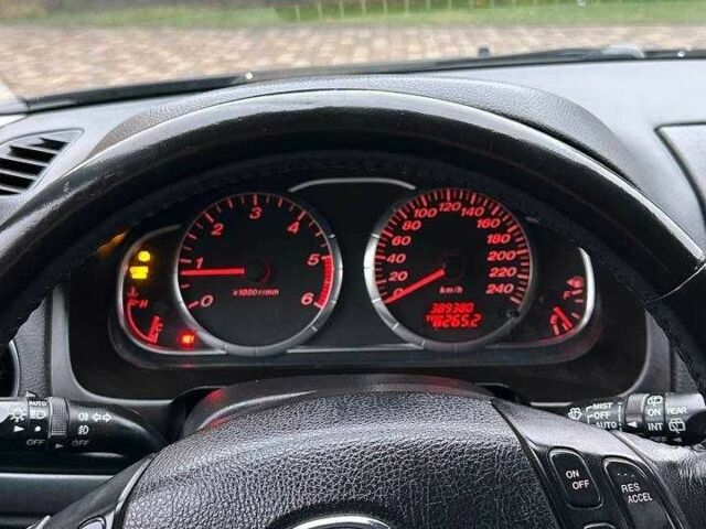 Чорний Мазда 6, об'ємом двигуна 2 л та пробігом 320 тис. км за 2000 $, фото 7 на Automoto.ua