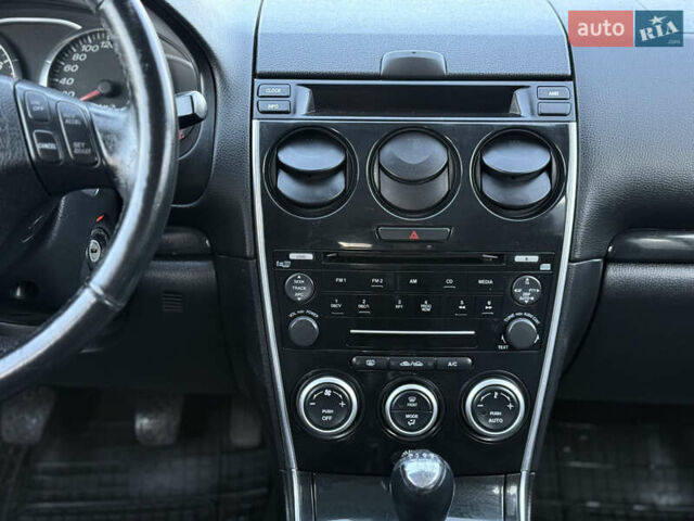 Черный Мазда 6, объемом двигателя 2 л и пробегом 250 тыс. км за 3300 $, фото 44 на Automoto.ua
