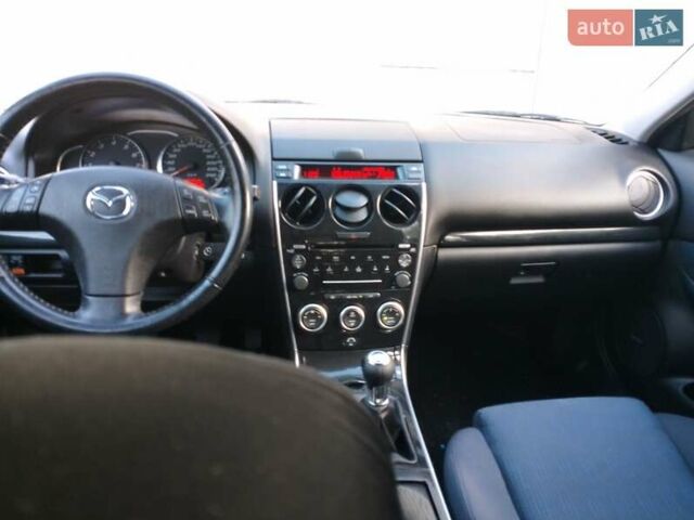 Чорний Мазда 6, об'ємом двигуна 1.8 л та пробігом 304 тис. км за 6300 $, фото 4 на Automoto.ua