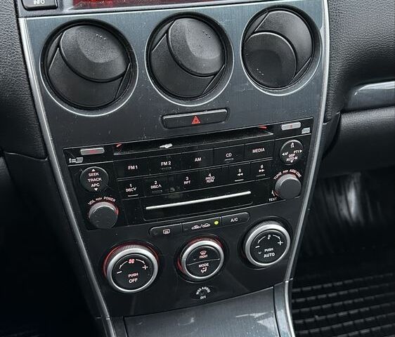 Чорний Мазда 6, об'ємом двигуна 2 л та пробігом 320 тис. км за 2000 $, фото 7 на Automoto.ua