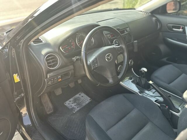 Черный Мазда 6, объемом двигателя 2 л и пробегом 240 тыс. км за 4250 $, фото 7 на Automoto.ua
