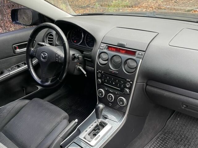 Черный Мазда 6, объемом двигателя 2.3 л и пробегом 293 тыс. км за 5300 $, фото 14 на Automoto.ua