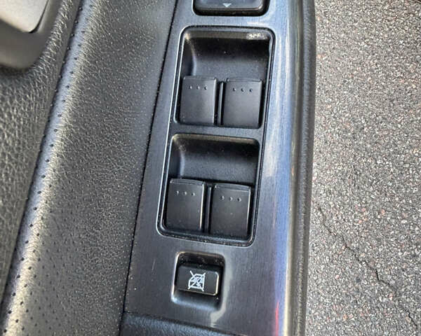 Черный Мазда 6, объемом двигателя 2.3 л и пробегом 202 тыс. км за 5250 $, фото 25 на Automoto.ua