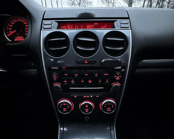 Черный Мазда 6, объемом двигателя 2 л и пробегом 140 тыс. км за 5200 $, фото 14 на Automoto.ua