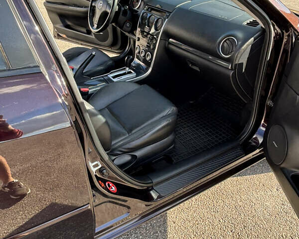 Черный Мазда 6, объемом двигателя 2.3 л и пробегом 202 тыс. км за 5250 $, фото 28 на Automoto.ua