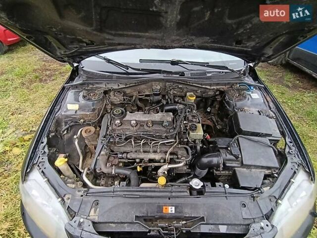 Чорний Мазда 6, об'ємом двигуна 2 л та пробігом 445 тис. км за 2400 $, фото 12 на Automoto.ua