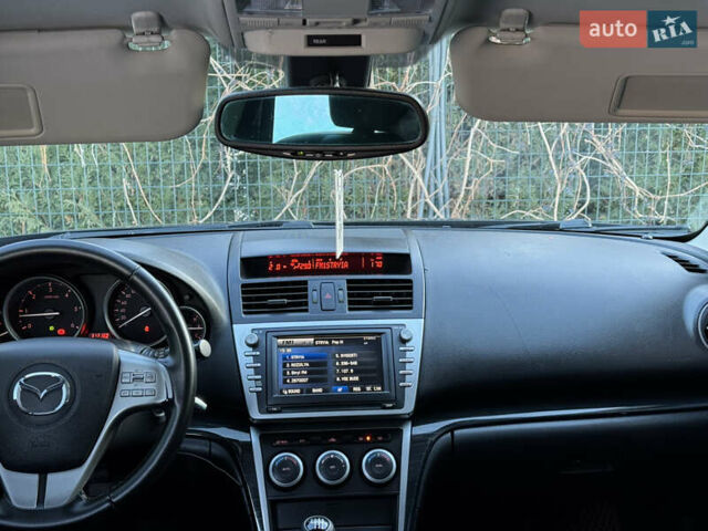 Чорний Мазда 6, об'ємом двигуна 2 л та пробігом 351 тис. км за 6550 $, фото 4 на Automoto.ua