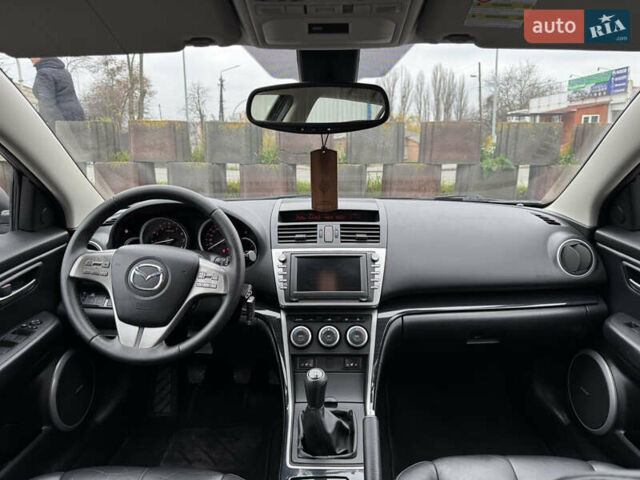 Чорний Мазда 6, об'ємом двигуна 1.8 л та пробігом 220 тис. км за 8700 $, фото 15 на Automoto.ua