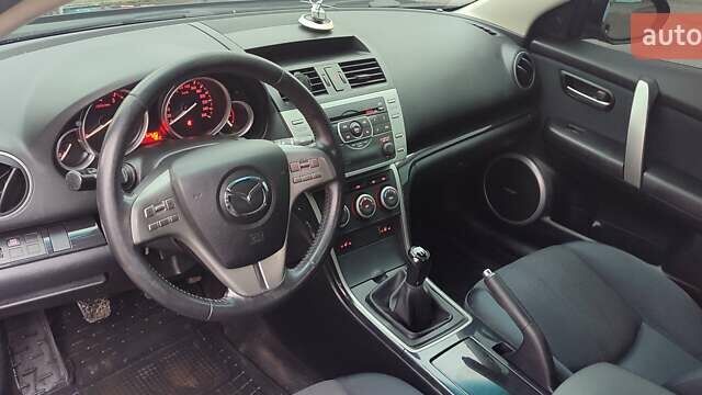 Чорний Мазда 6, об'ємом двигуна 1.8 л та пробігом 253 тис. км за 6700 $, фото 8 на Automoto.ua