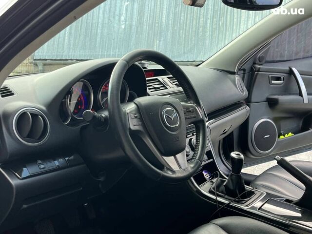 Черный Мазда 6, объемом двигателя 2 л и пробегом 267 тыс. км за 6990 $, фото 30 на Automoto.ua