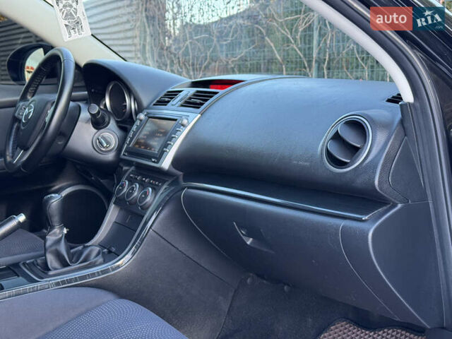Чорний Мазда 6, об'ємом двигуна 2 л та пробігом 351 тис. км за 6550 $, фото 84 на Automoto.ua