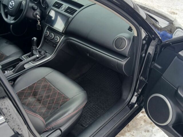 Черный Мазда 6, объемом двигателя 2 л и пробегом 276 тыс. км за 7000 $, фото 18 на Automoto.ua