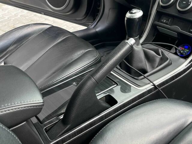 Черный Мазда 6, объемом двигателя 2 л и пробегом 267 тыс. км за 6990 $, фото 6 на Automoto.ua