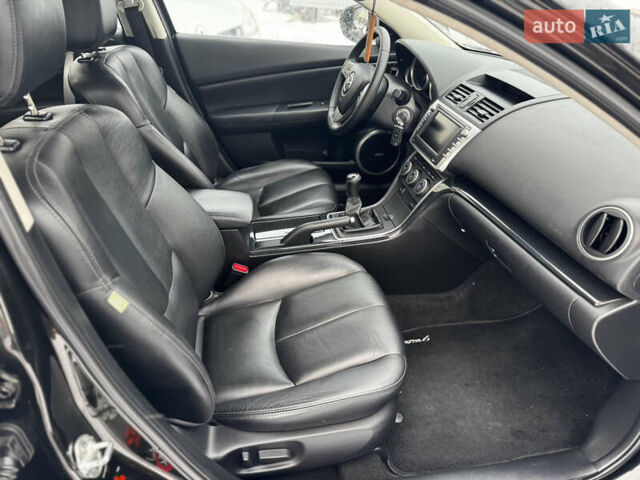 Чорний Мазда 6, об'ємом двигуна 1.8 л та пробігом 220 тис. км за 8200 $, фото 16 на Automoto.ua