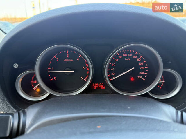 Черный Мазда 6, объемом двигателя 2 л и пробегом 331 тыс. км за 5800 $, фото 18 на Automoto.ua