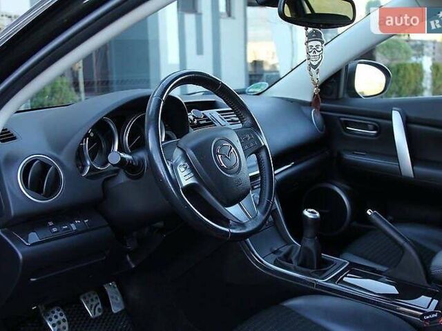 Черный Мазда 6, объемом двигателя 2.2 л и пробегом 183 тыс. км за 7700 $, фото 19 на Automoto.ua