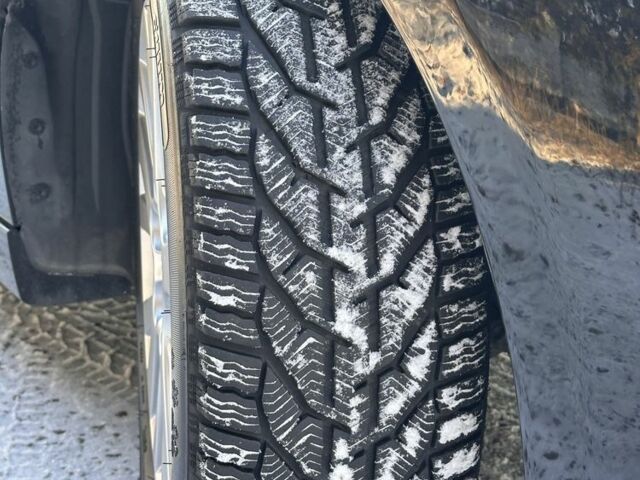 Черный Мазда 6, объемом двигателя 2 л и пробегом 310 тыс. км за 6000 $, фото 8 на Automoto.ua