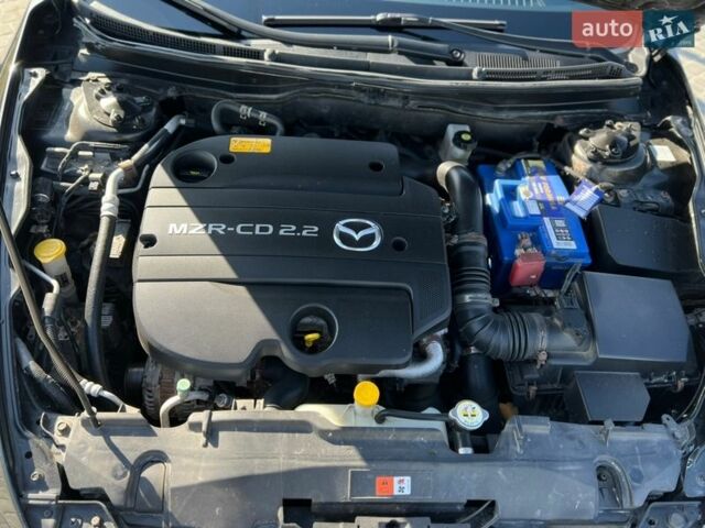 Черный Мазда 6, объемом двигателя 2.2 л и пробегом 268 тыс. км за 6999 $, фото 31 на Automoto.ua