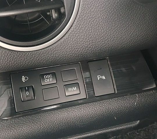 Чорний Мазда 6, об'ємом двигуна 1.8 л та пробігом 252 тис. км за 6500 $, фото 25 на Automoto.ua