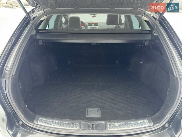 Черный Мазда 6, объемом двигателя 2.15 л и пробегом 225 тыс. км за 6300 $, фото 18 на Automoto.ua