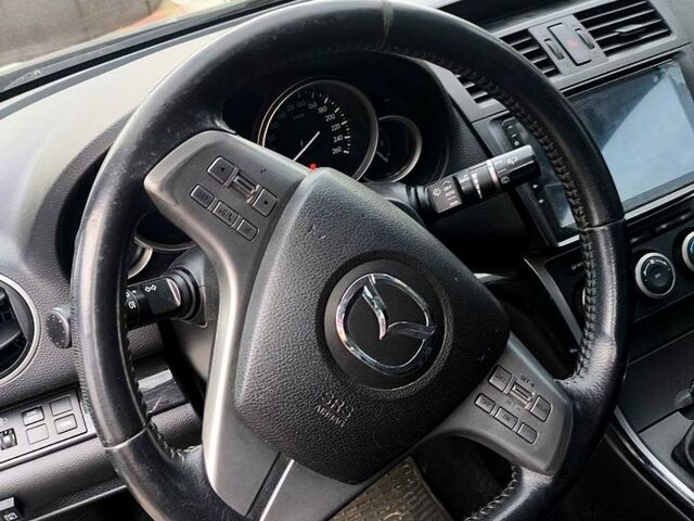 Черный Мазда 6, объемом двигателя 2 л и пробегом 230 тыс. км за 6900 $, фото 3 на Automoto.ua