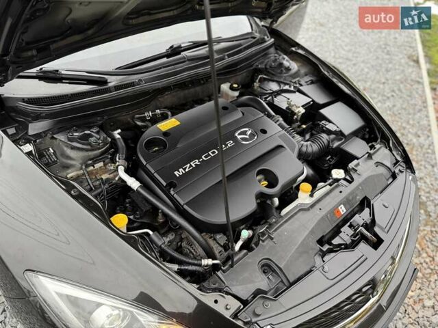 Черный Мазда 6, объемом двигателя 2.2 л и пробегом 250 тыс. км за 6150 $, фото 89 на Automoto.ua