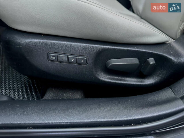 Черный Мазда 6, объемом двигателя 2 л и пробегом 235 тыс. км за 9200 $, фото 8 на Automoto.ua