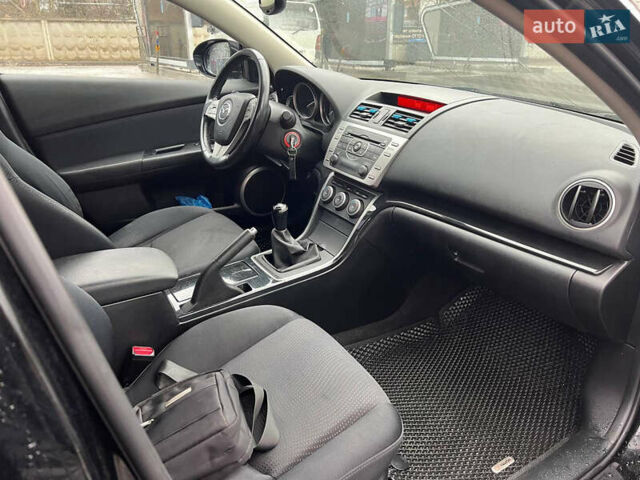 Чорний Мазда 6, об'ємом двигуна 2 л та пробігом 268 тис. км за 7000 $, фото 16 на Automoto.ua