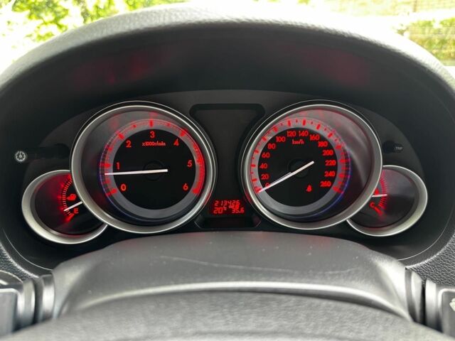 Черный Мазда 6, объемом двигателя 2.2 л и пробегом 214 тыс. км за 7990 $, фото 16 на Automoto.ua