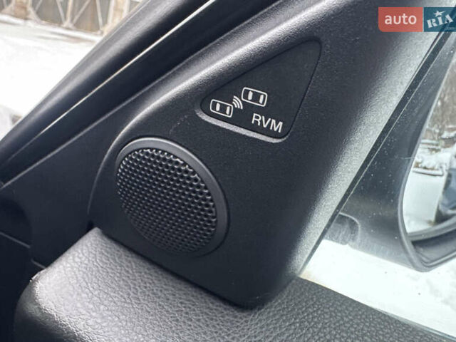 Черный Мазда 6, объемом двигателя 2.15 л и пробегом 225 тыс. км за 6300 $, фото 10 на Automoto.ua