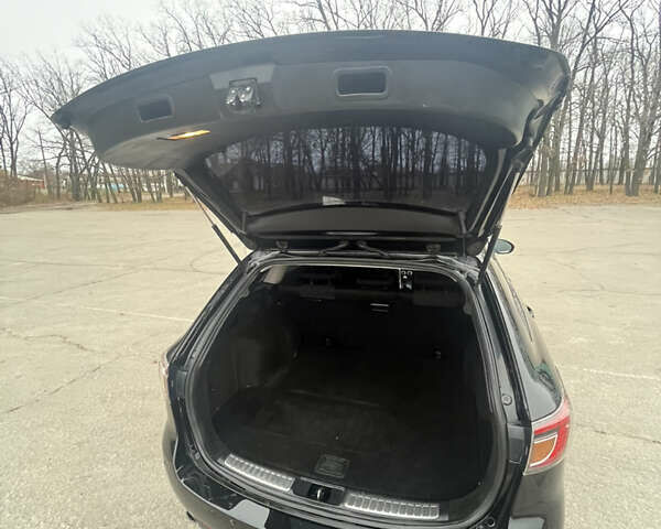 Черный Мазда 6, объемом двигателя 2 л и пробегом 180 тыс. км за 7600 $, фото 14 на Automoto.ua