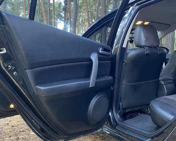 Чорний Мазда 6, об'ємом двигуна 1.8 л та пробігом 202 тис. км за 8000 $, фото 11 на Automoto.ua
