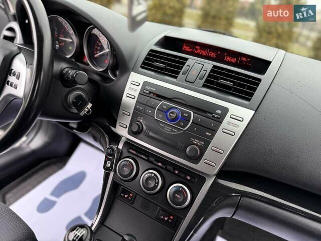 Черный Мазда 6, объемом двигателя 2.2 л и пробегом 250 тыс. км за 6150 $, фото 74 на Automoto.ua