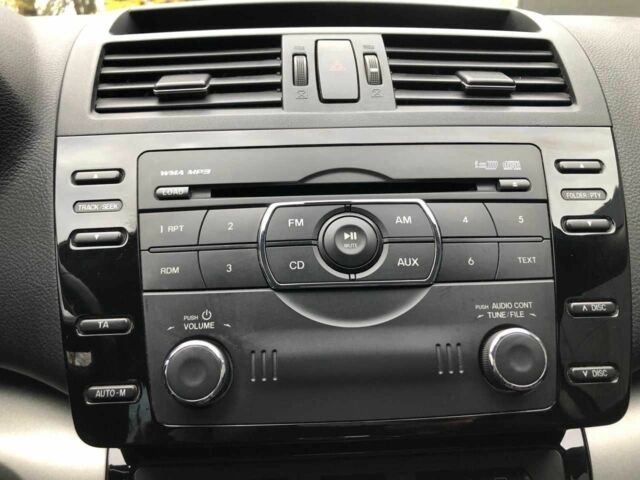 Чорний Мазда 6, об'ємом двигуна 2.2 л та пробігом 236 тис. км за 6999 $, фото 5 на Automoto.ua