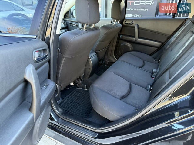 Чорний Мазда 6, об'ємом двигуна 2.18 л та пробігом 210 тис. км за 7500 $, фото 26 на Automoto.ua