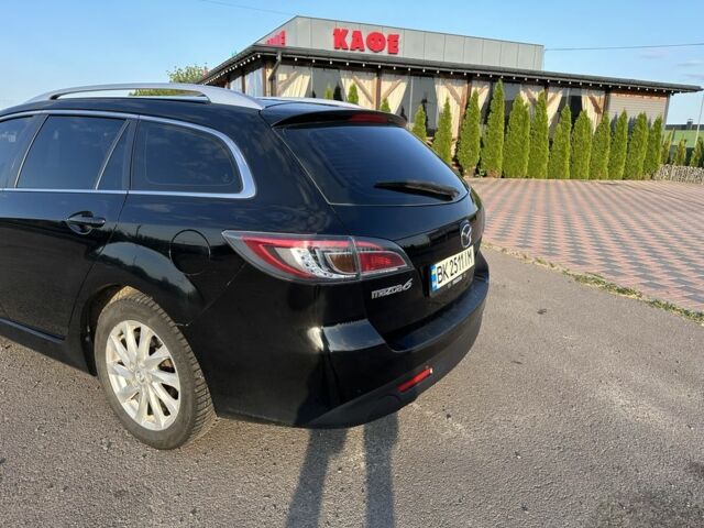 Черный Мазда 6, объемом двигателя 2.2 л и пробегом 304 тыс. км за 7500 $, фото 6 на Automoto.ua