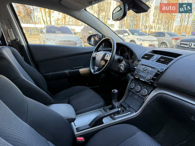 Чорний Мазда 6, об'ємом двигуна 2.18 л та пробігом 210 тис. км за 7500 $, фото 30 на Automoto.ua