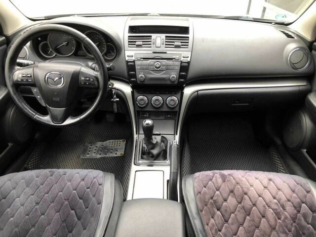 Чорний Мазда 6, об'ємом двигуна 2.2 л та пробігом 236 тис. км за 6999 $, фото 7 на Automoto.ua