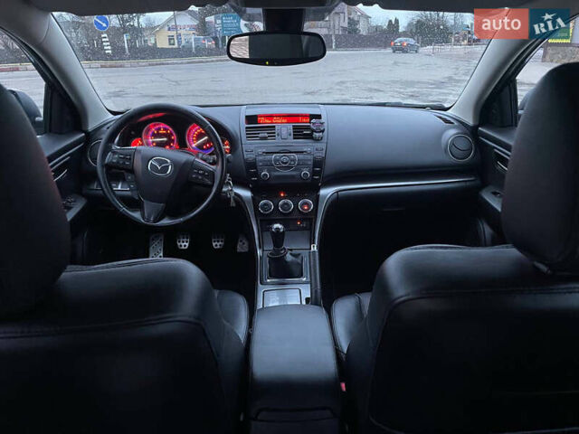 Черный Мазда 6, объемом двигателя 2.2 л и пробегом 260 тыс. км за 8550 $, фото 3 на Automoto.ua