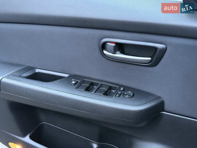 Черный Мазда 6, объемом двигателя 2 л и пробегом 220 тыс. км за 8600 $, фото 23 на Automoto.ua