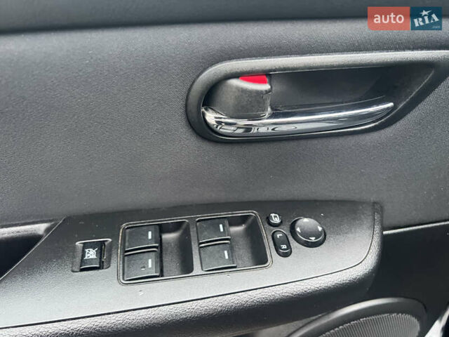 Черный Мазда 6, объемом двигателя 2.18 л и пробегом 236 тыс. км за 6499 $, фото 32 на Automoto.ua