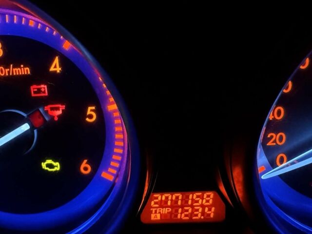 Чорний Мазда 6, об'ємом двигуна 2.18 л та пробігом 277 тис. км за 7100 $, фото 16 на Automoto.ua