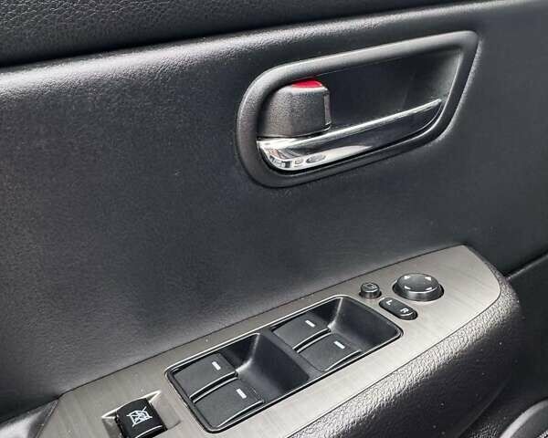 Черный Мазда 6, объемом двигателя 2.2 л и пробегом 320 тыс. км за 7600 $, фото 8 на Automoto.ua