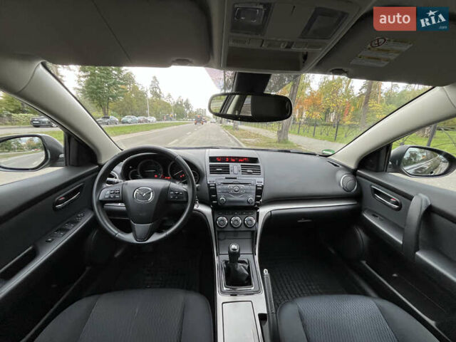 Черный Мазда 6, объемом двигателя 2.18 л и пробегом 153 тыс. км за 7700 $, фото 2 на Automoto.ua